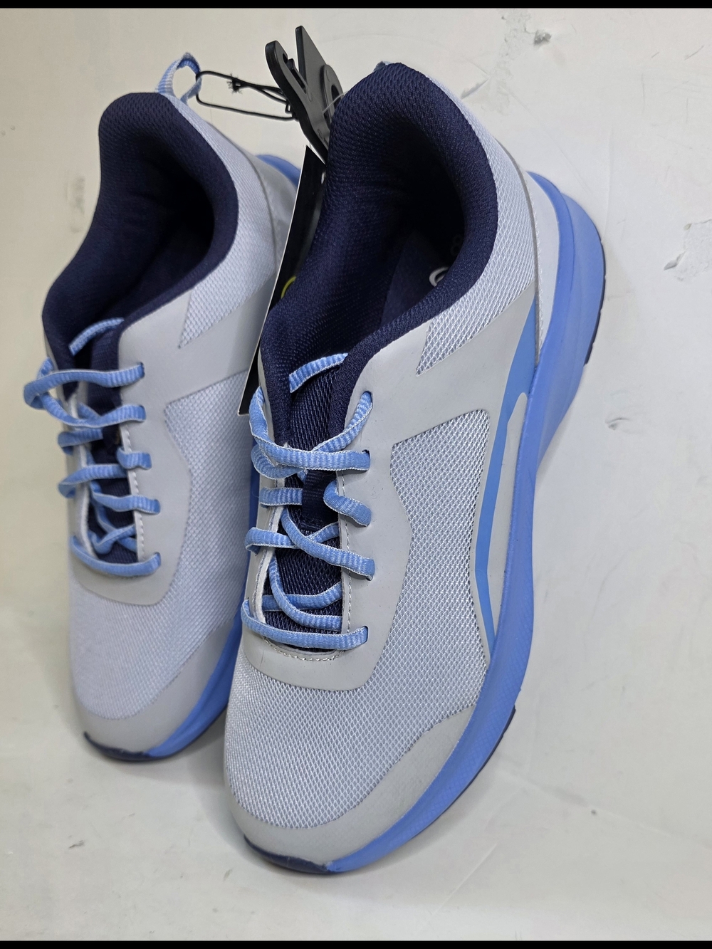 Athletic Works Women's Light Blue and Navy Athletic Sneakers Womens 8.5